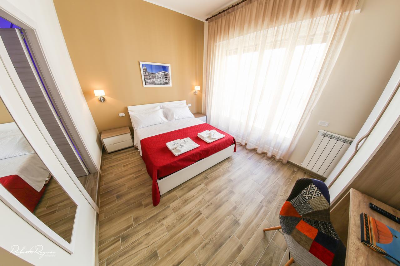 Quinto Stabile Rooms&Suite Palermo Eksteriør billede