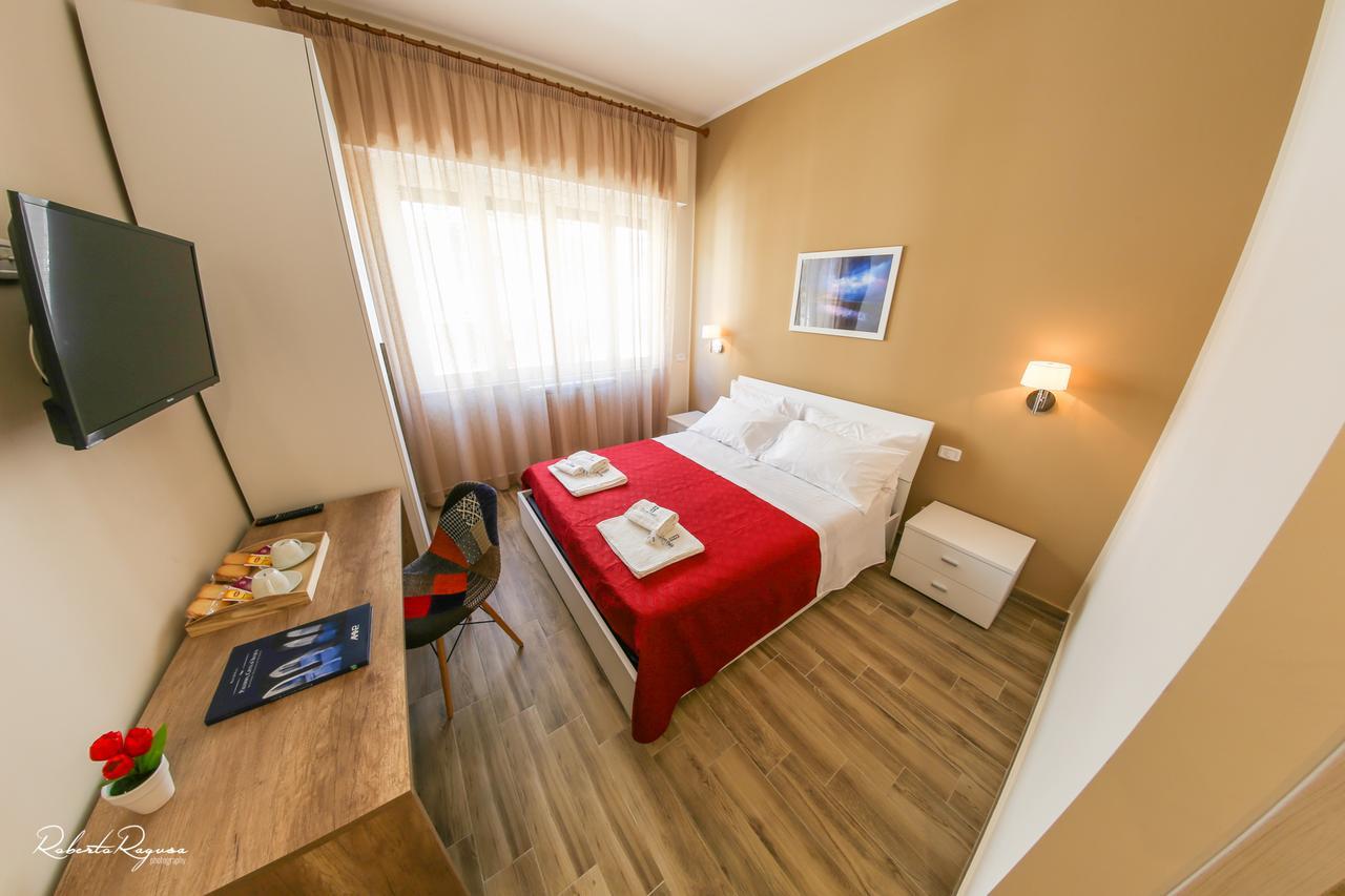 Quinto Stabile Rooms&Suite Palermo Eksteriør billede